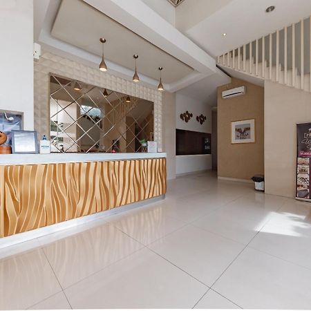 Reddoorz Hostel At Kiara Cozy Kircon Bandung Eksteriør billede