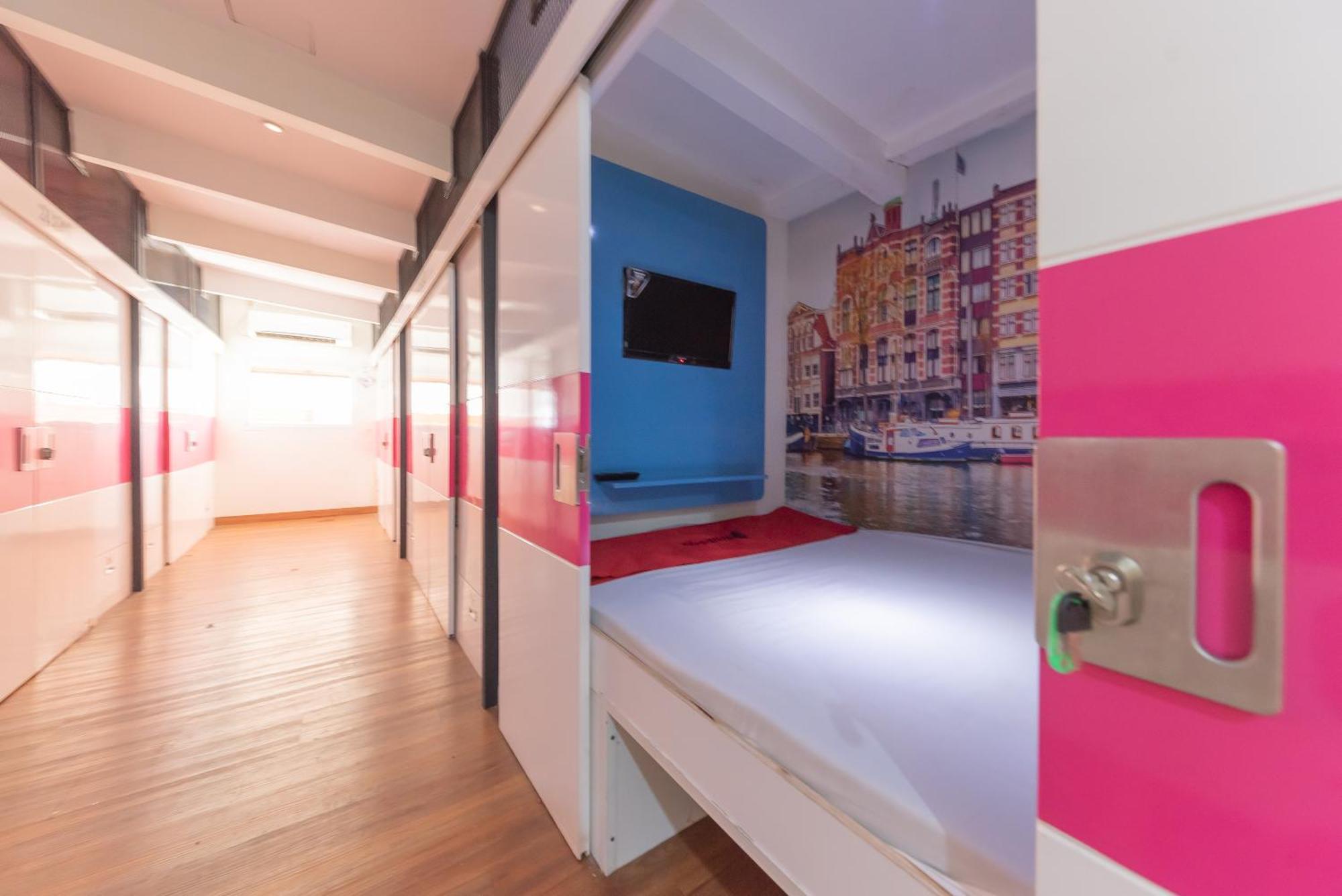 Reddoorz Hostel At Kiara Cozy Kircon Bandung Eksteriør billede