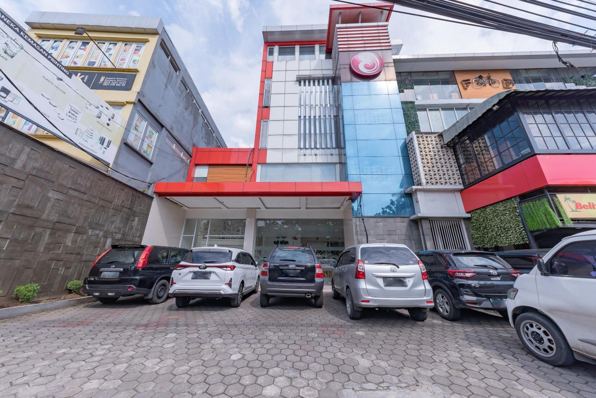 Reddoorz Hostel At Kiara Cozy Kircon Bandung Eksteriør billede